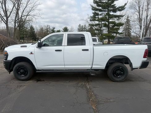 New 2025 RAM 2500 Tradesman w/ Safety Group AWD/4WD image 6