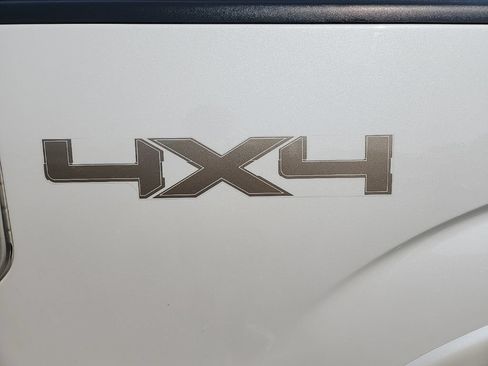 Used 2011 Ford F150 Lariat w/ Lariat Plus Pkg AWD/4WD image 37