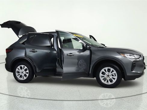 Used 2024 Ford Escape Active AWD/4WD image 8