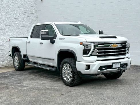 Certified 2024 Chevrolet Silverado 2500 High Country w/ Technology Package AWD/4WD image 1