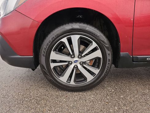 Used 2019 Subaru Outback 2.5i Limited image 37