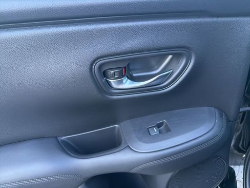 Used 2023 Honda HR-V LX image 20