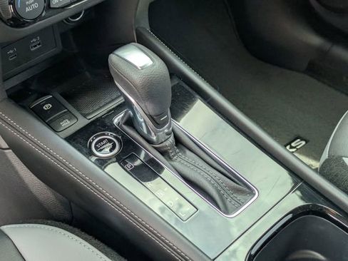Used 2023 Nissan Kicks SR w/ SR Premium Package FWD image 19