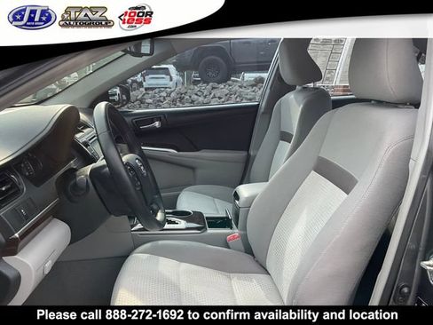Used 2014 Toyota Camry XLE FWD image 10