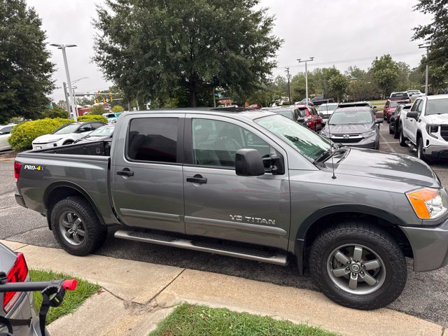 Used 2015 Nissan Titan PRO-4X w/ Pro-4x Luxury Package AWD/4WD image 6
