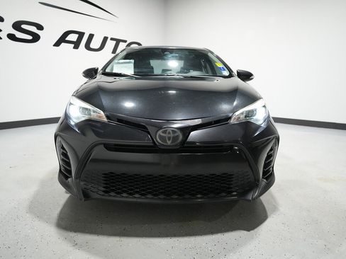 Used 2018 Toyota Corolla SE w/ Carpet Mat Package (TMS) image 2