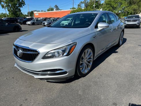 Used 2017 Buick LaCrosse Essence w/ Sun and Shade Package FWD image 7