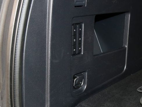 Used 2024 Ford Expedition Max XLT image 28