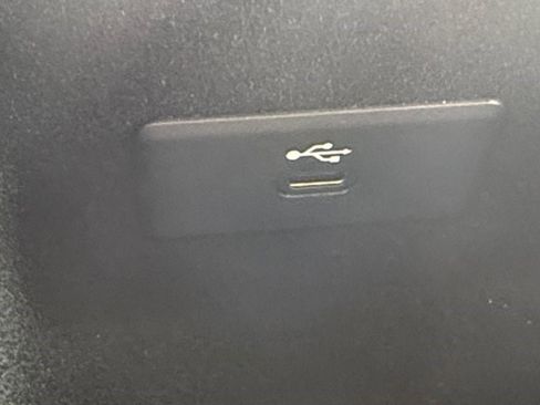 Certified 2026 Cadillac Vistiq Sport AWD/4WD image 5