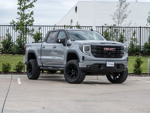 Used 2024 GMC Sierra 1500 Elevation w/ Preferred Package AWD/4WD image 2