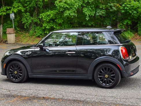 Used 2024 MINI Cooper SE FWD image 7