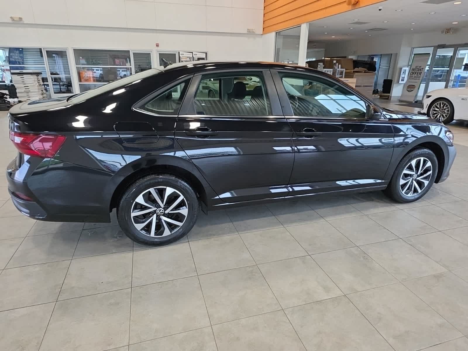 Used 2024 Volkswagen Jetta S FWD image 8