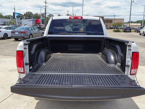 Used 2021 RAM 1500 Classic SLT RWD image 24