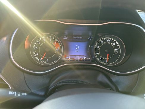 Used 2022 Jeep Cherokee Latitude Lux image 21