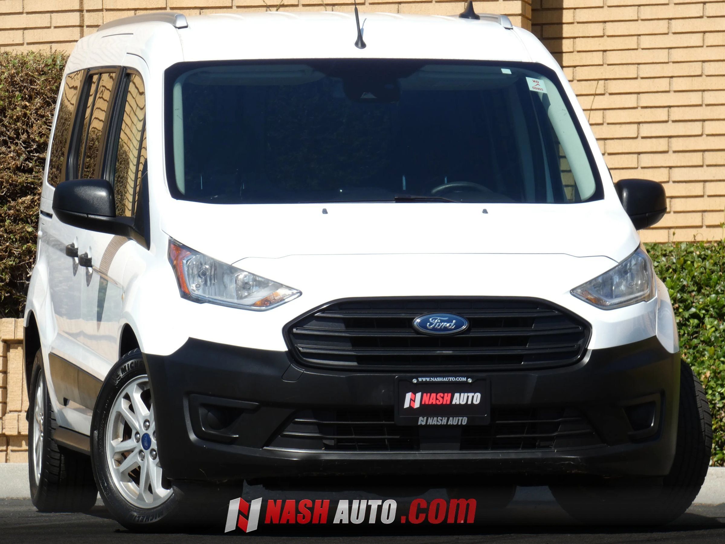 Used 2019 Ford Transit Connect XL FWD image 3