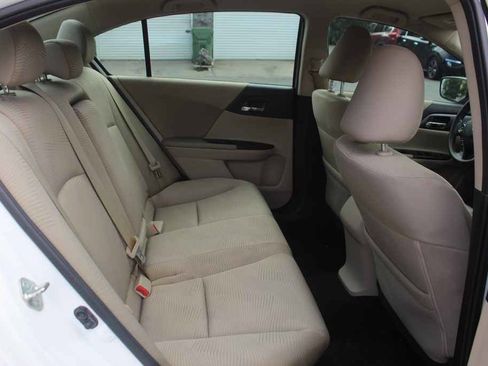 Used 2015 Honda Accord LX image 28