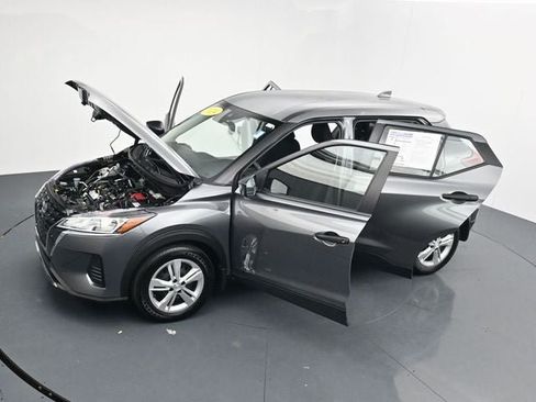 Used 2024 Nissan Kicks S FWD image 37
