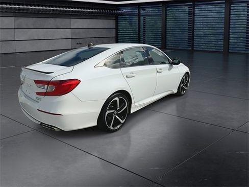 Used 2022 Honda Accord Sport Special Edition image 8