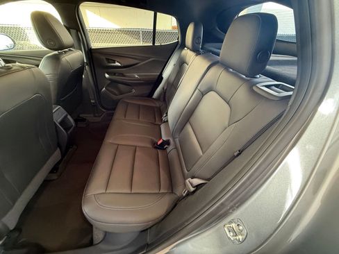 Used 2025 Buick Envista Sport Touring image 25