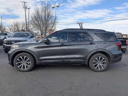 Used 2020 Ford Explorer ST w/ Premium Technology Package image 9