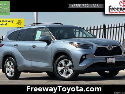 Used 2022 Toyota Highlander LE