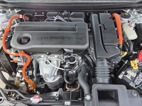 Used 2025 Honda Accord Sport image 29
