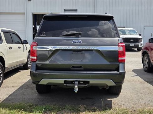 Used 2019 Ford Expedition XLT w/ Equipment Group 202A RWD image 6