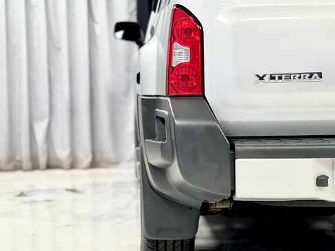 Used 2014 Nissan Xterra S image 14