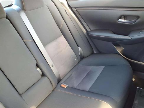 Used 2023 Nissan Sentra SR w/ Midnight Edition Package image 18