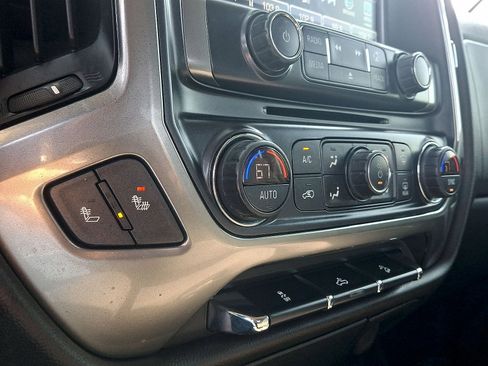 Used 2019 Chevrolet Silverado 1500 LT w/ All Star Edition AWD/4WD image 19