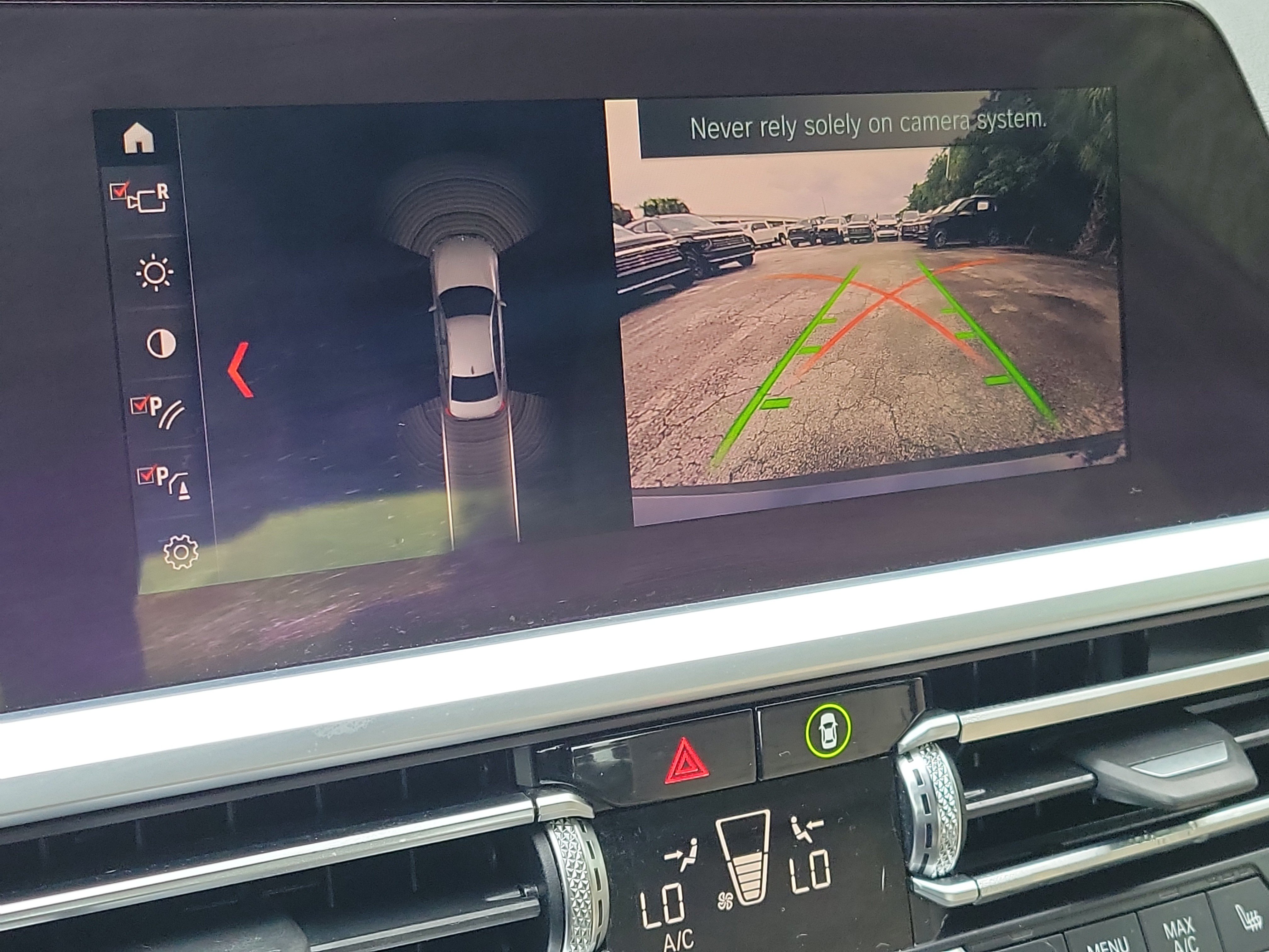 Used 2020 BMW 330i Sedan w/ Convenience Package RWD image 30