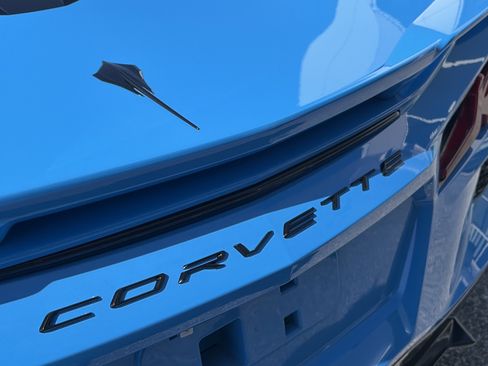Used 2020 Chevrolet Corvette Stingray Preferred Cpe w/ 2LT Preferred Equipment Group RWD image 10