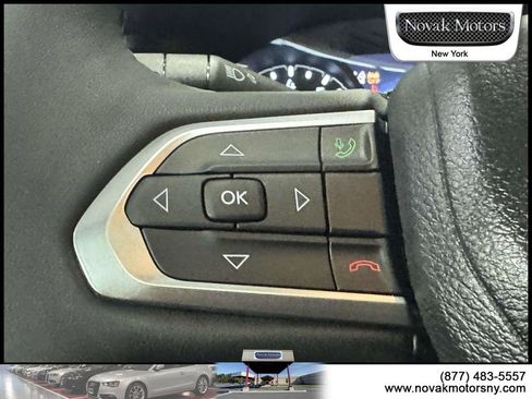 Used 2023 Jeep Compass Latitude w/ Sun and Sound Group AWD/4WD image 17