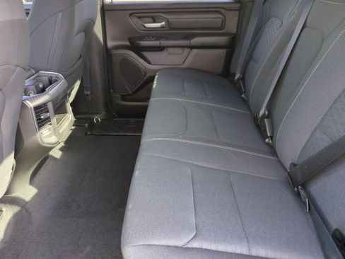 New 2026 RAM 1500 Express AWD/4WD image 17
