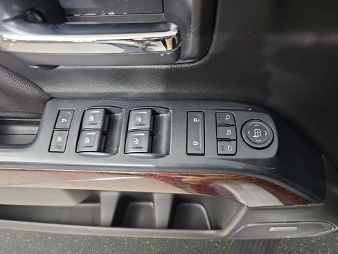 Used 2018 GMC Sierra 1500 SLT w/ Suspension Package, Off-Road image 30