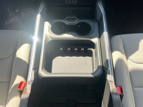 New 2026 RAM 1500 Laramie AWD/4WD image 30