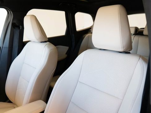 Used 2024 BMW X1 xDrive28i w/ Technology Package image 22