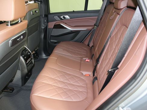 New 2026 BMW X5 xDrive40i image 13