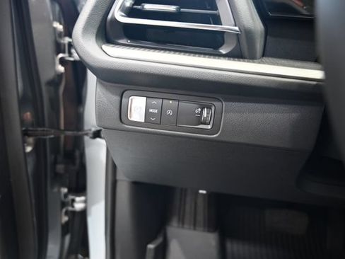 New 2026 Chevrolet Traverse LT w/ LPO, Floor Liner Package FWD image 25