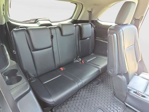 Used 2016 Toyota Highlander Limited AWD/4WD image 16