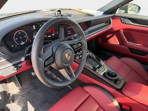 Used 2025 Porsche 911 Targa 4 GTS AWD/4WD image 31