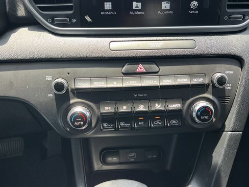 Used 2020 Kia Sportage LX w/ LX Popular Package FWD image 32
