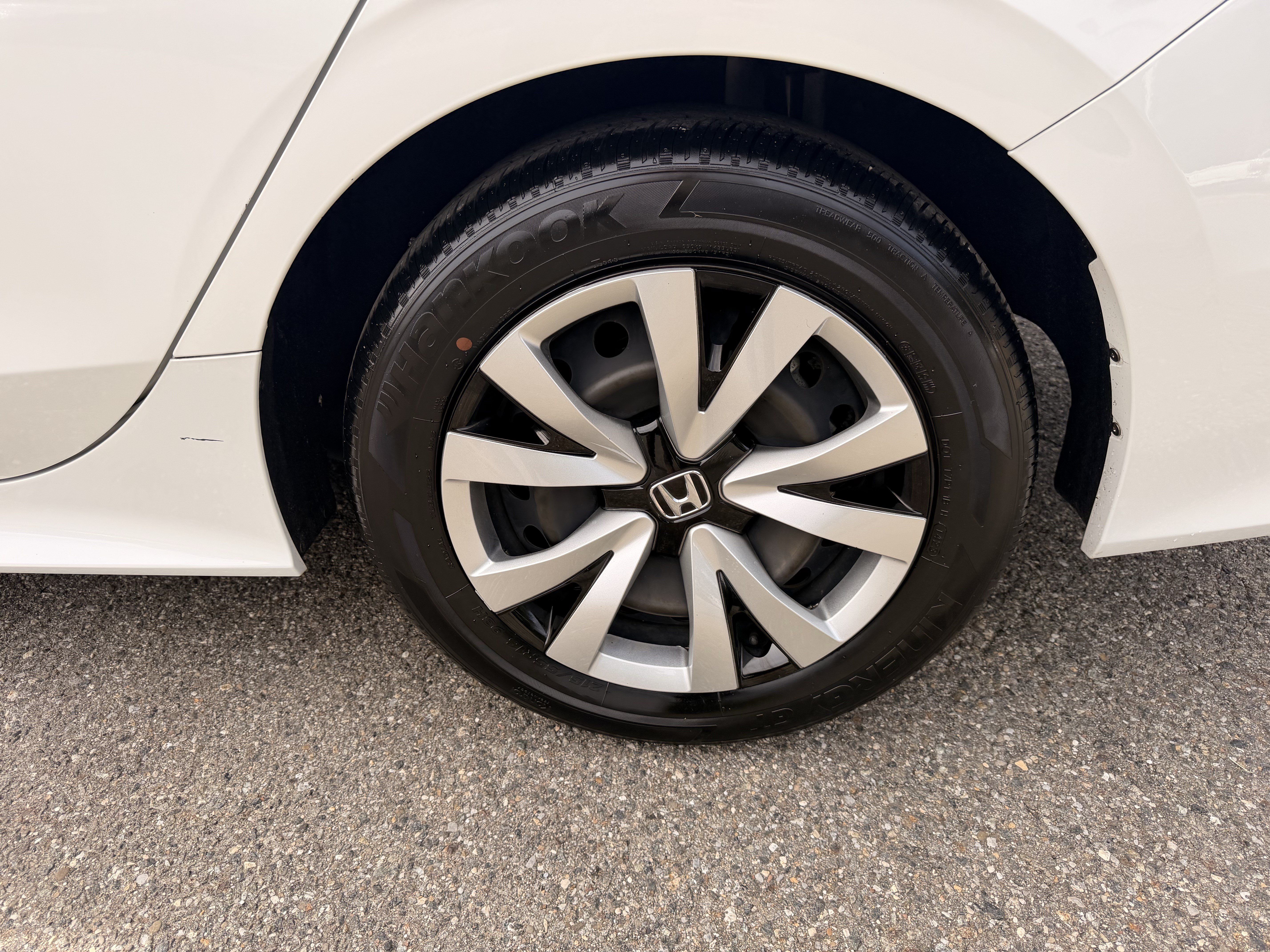 Used 2023 Honda Civic LX image 7