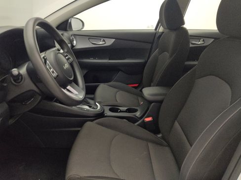 Used 2023 Kia Forte LXS FWD image 17