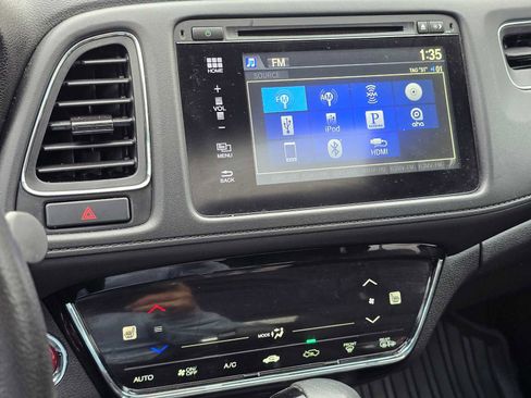 Used 2017 Honda HR-V EX-L image 26