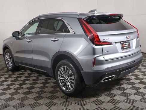 Used 2024 Cadillac XT4 Premium Luxury image 8