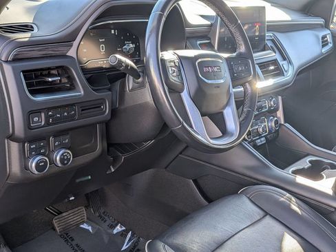 Used 2022 GMC Yukon SLT AWD/4WD image 16
