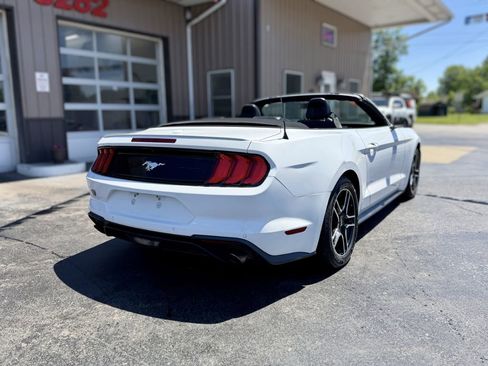 Used 2018 Ford Mustang Premium RWD image 8