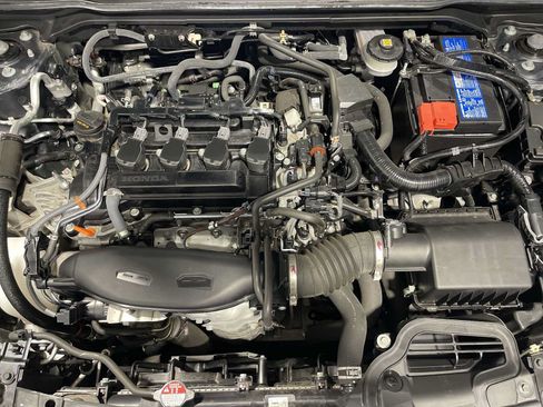 Used 2023 Honda Civic Sport Touring image 9
