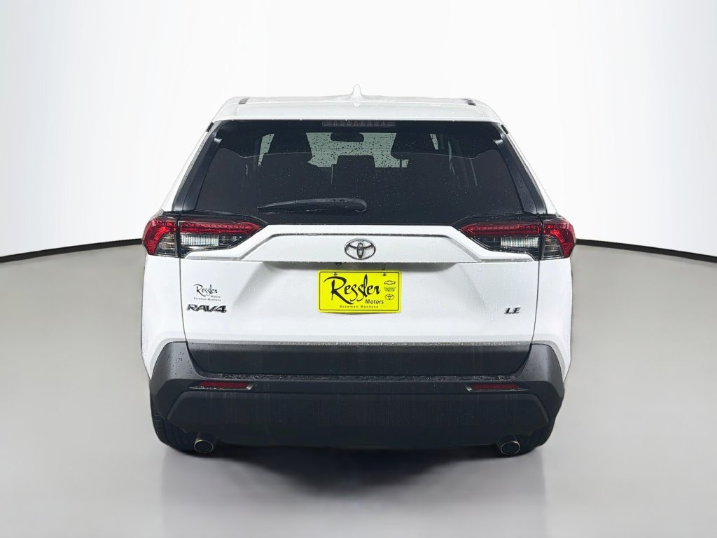 Used 2024 Toyota RAV4 LE FWD image 7